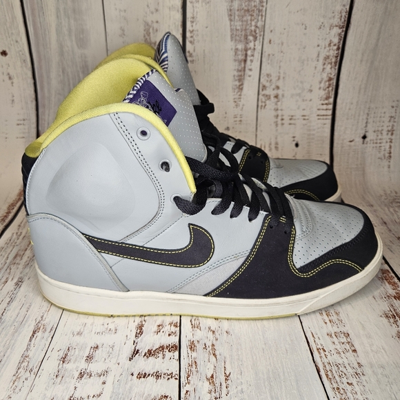 2009 Nike RT1 High / Mens Size 10.5 / Colorway - Blue, Gray, & Yellow - Picture 5 of 12